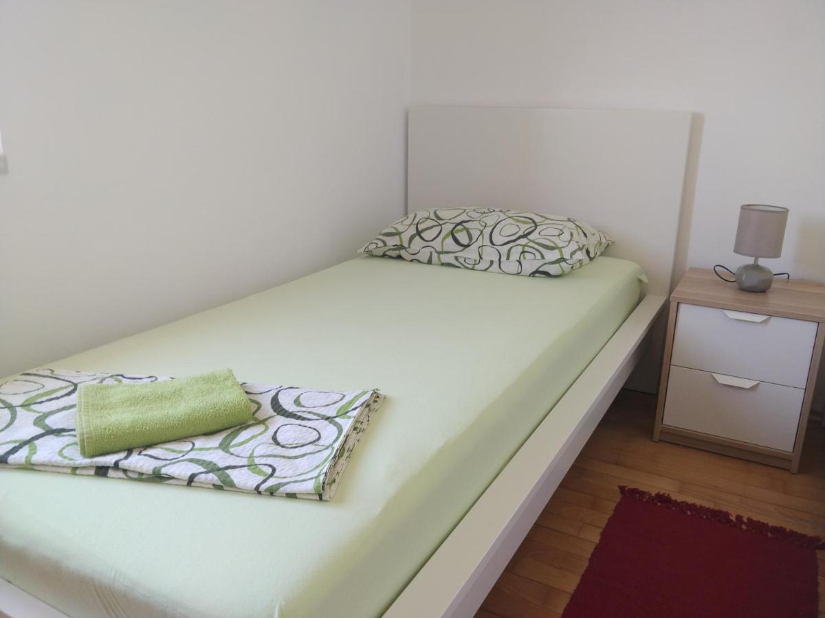Apartment Booky Novalja