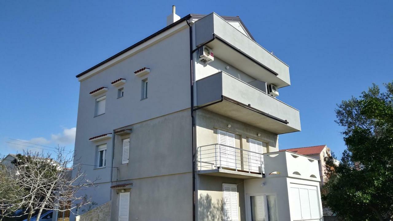 Booky Novalja