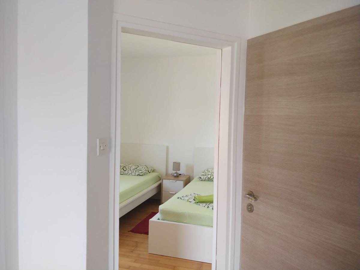Booky Apartment Novalja