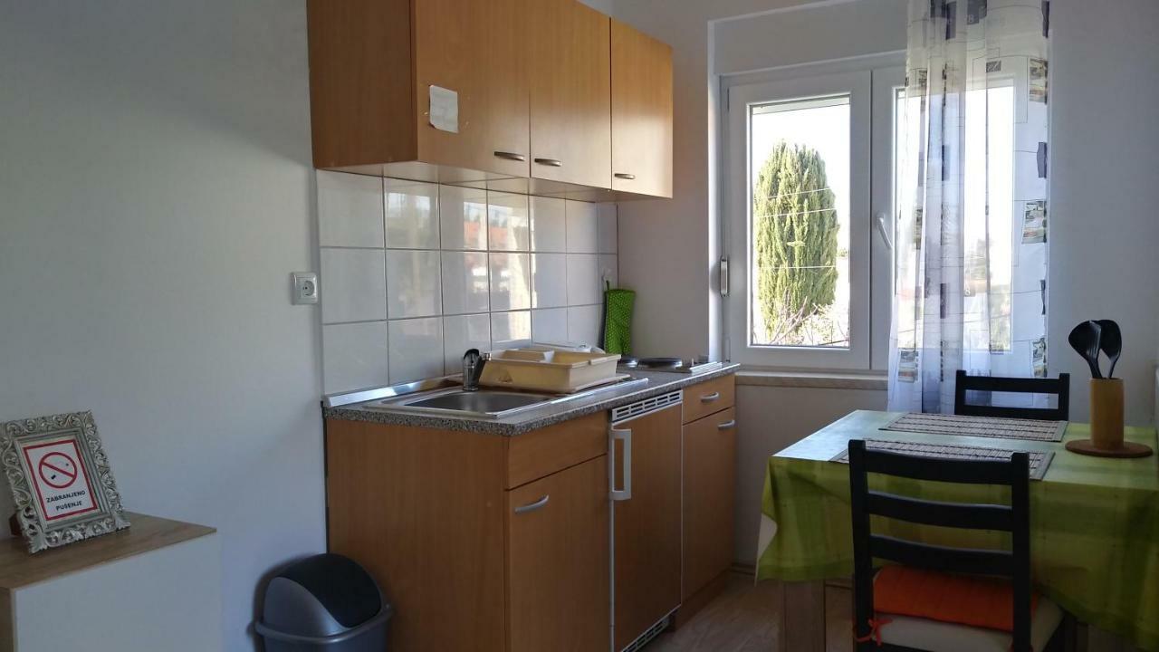 Booky Apartment *